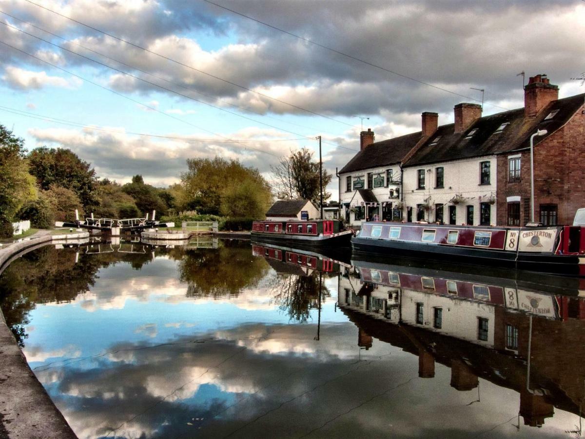 Fergies Canal Side Cottage วอร์ริก ภายนอก รูปภาพ