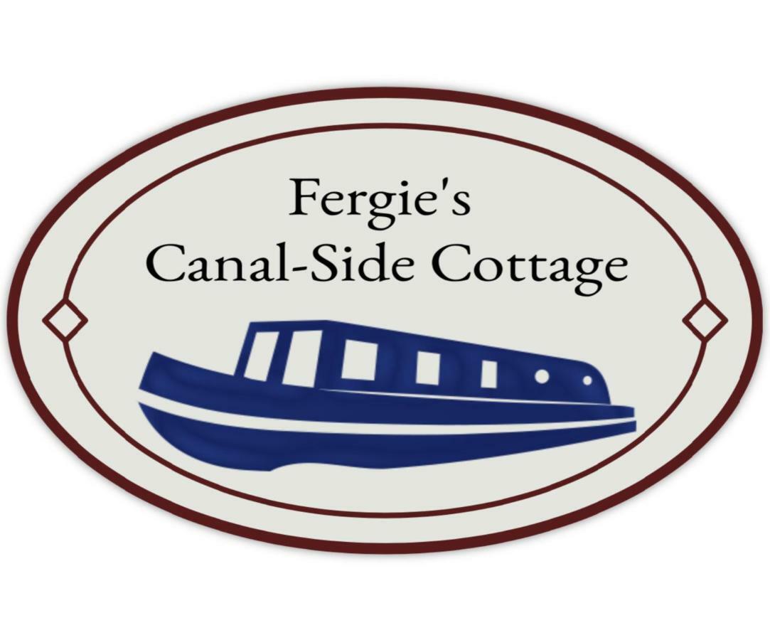 Fergies Canal Side Cottage วอร์ริก ภายนอก รูปภาพ